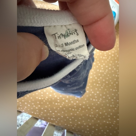 Tiny Twig Organic Cotton Shorts Onesie 0-3 months - Picture 3 of 3